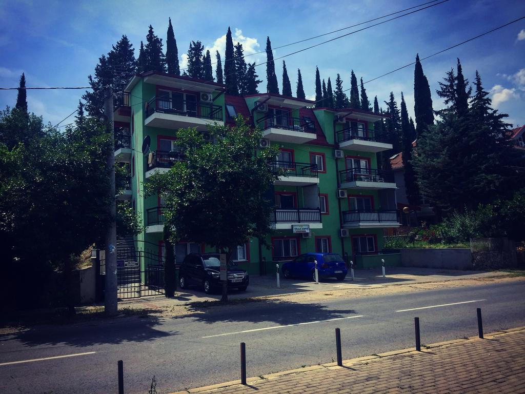 Apartments Villa Zora Dojran Екстер'єр фото